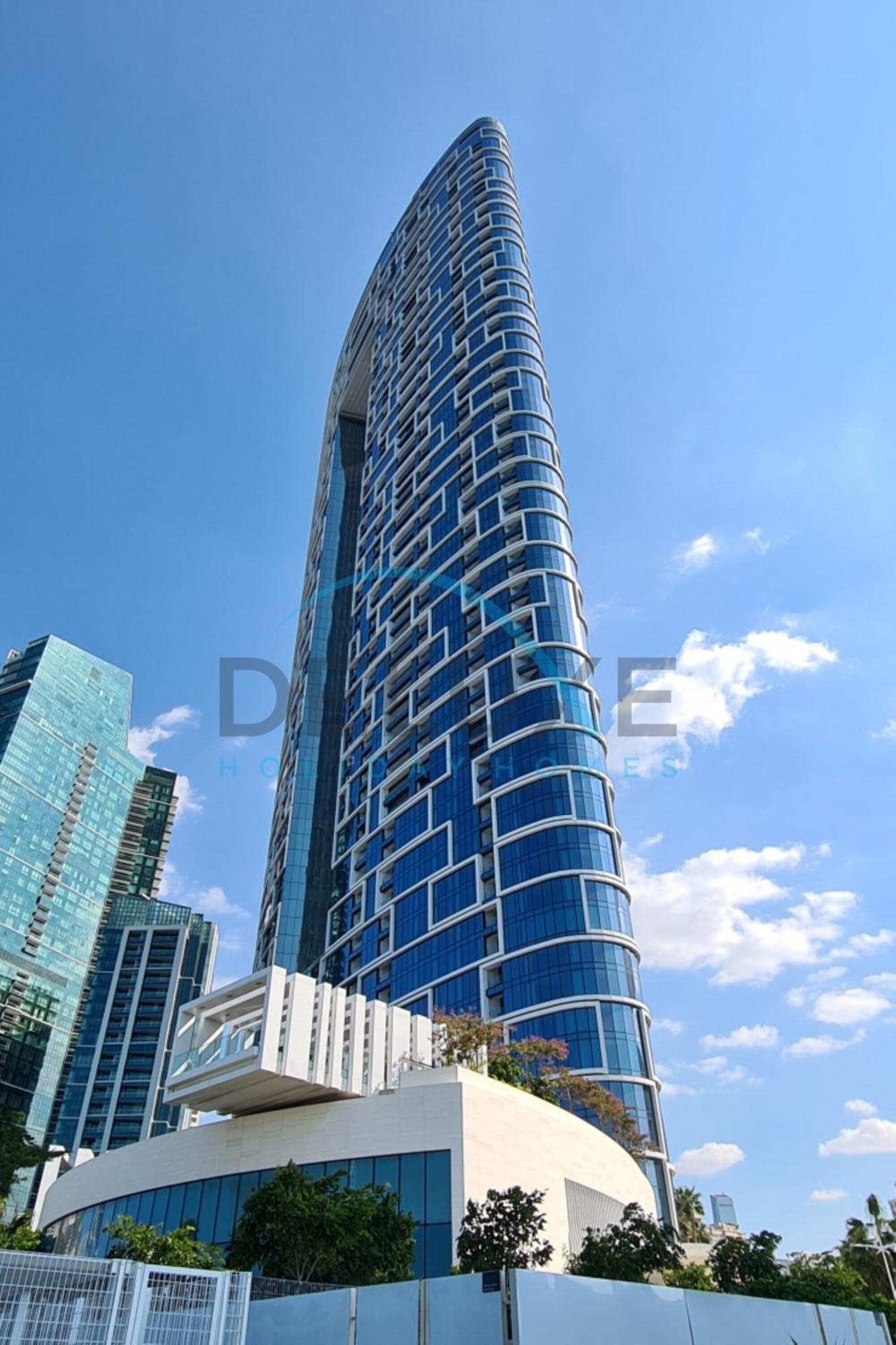 Grand 3br Aparment At The Address Residences In Jbr By Deluxe Homes